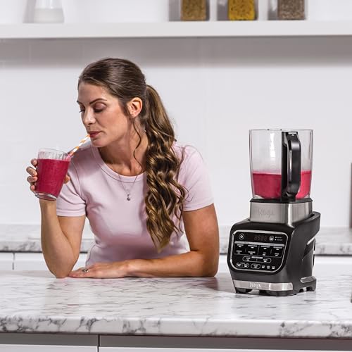 Ninja Foodi Mixer & Suppenbereiter, 10 Auto-iQ-Programme, 1,7L Glaskrug, heißer & kalter Mixer, integriertes Heizelement, Stampfer, Reinigungsprogramm & Bürste, 1000W, Schwarz HB150EU