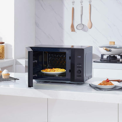 Toshiba MV-AM20T(BK) Mikrowelle/Solo-Mikrowelle/ 20 L/ 800 W/ 5 Leistungsstufen/ 12 Automatikprogramme/Emaille Innenraum/einfach zu reinigen/Auftaufunktion/Glasdrehteller (24,5 cm) /Schwarz